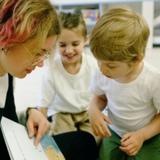 bureau common ground, burgerschapsonderwijs